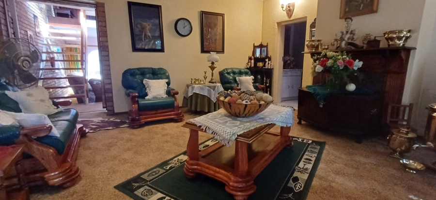 3 Bedroom Property for Sale in Flamwood North West